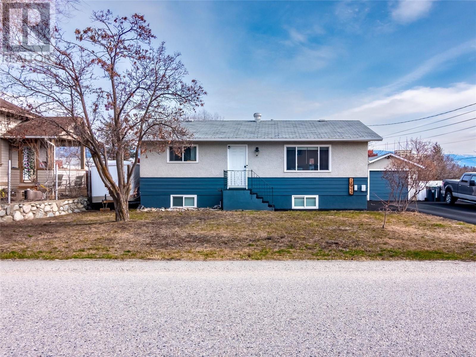 13015 Armstrong Avenue, summerland, British Columbia