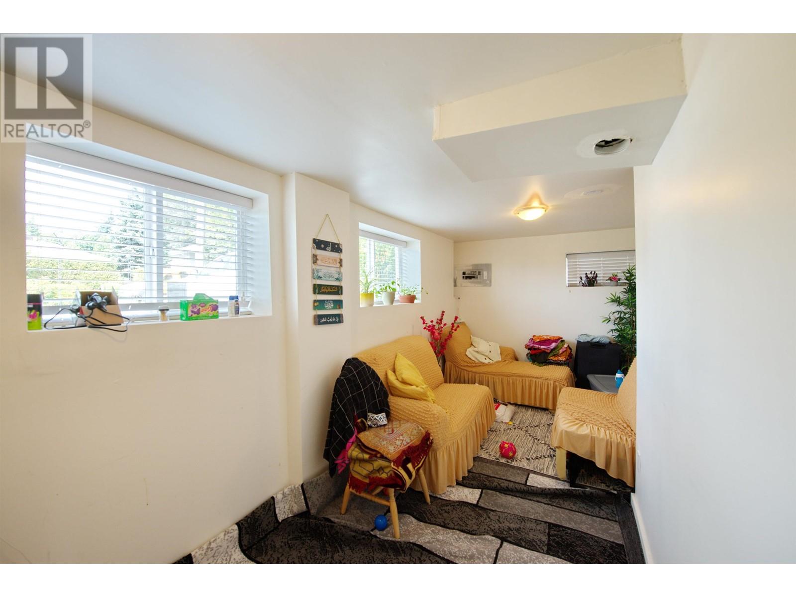 7884 Patterson Avenue, Burnaby, British Columbia  V5J 3P5 - Photo 24 - R2825986