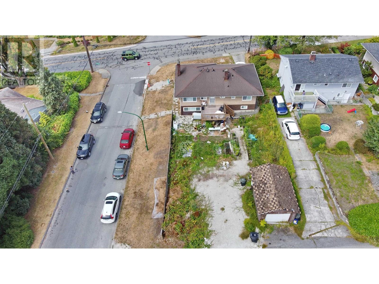 7884 Patterson Avenue, Burnaby, British Columbia  V5J 3P5 - Photo 35 - R2825986