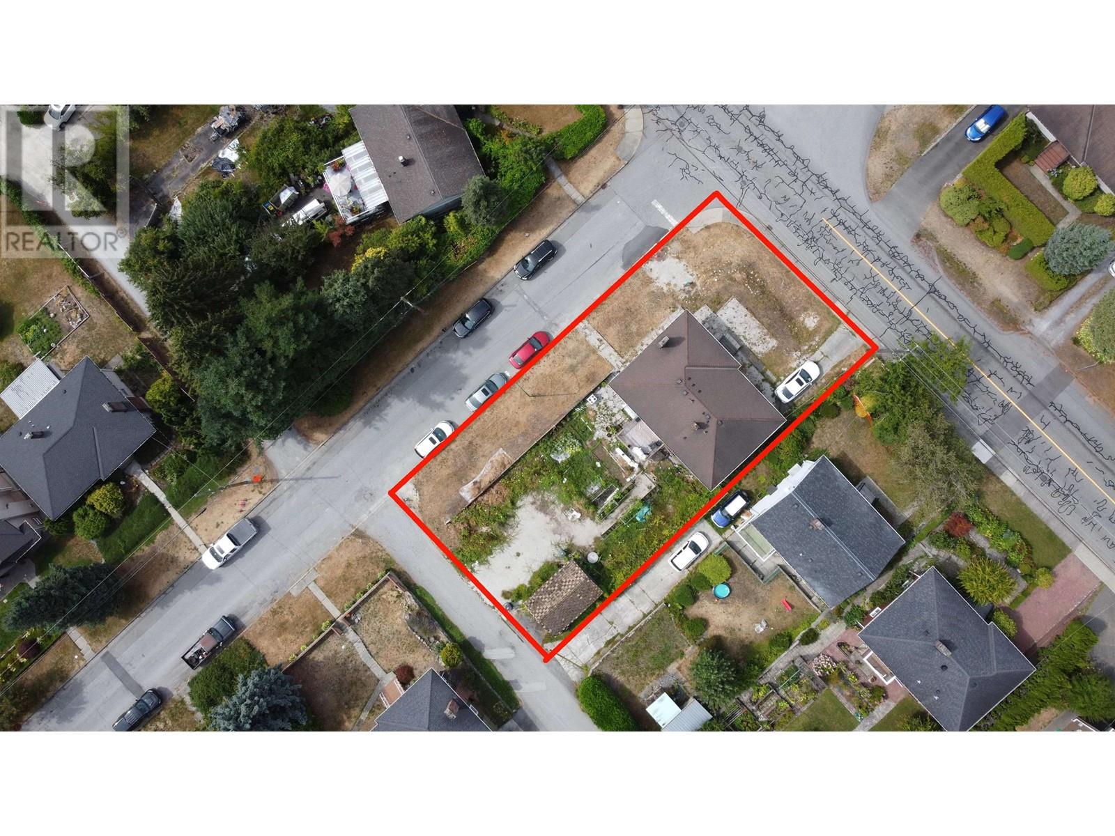 7884 Patterson Avenue, Burnaby, British Columbia  V5J 3P5 - Photo 32 - R2825986