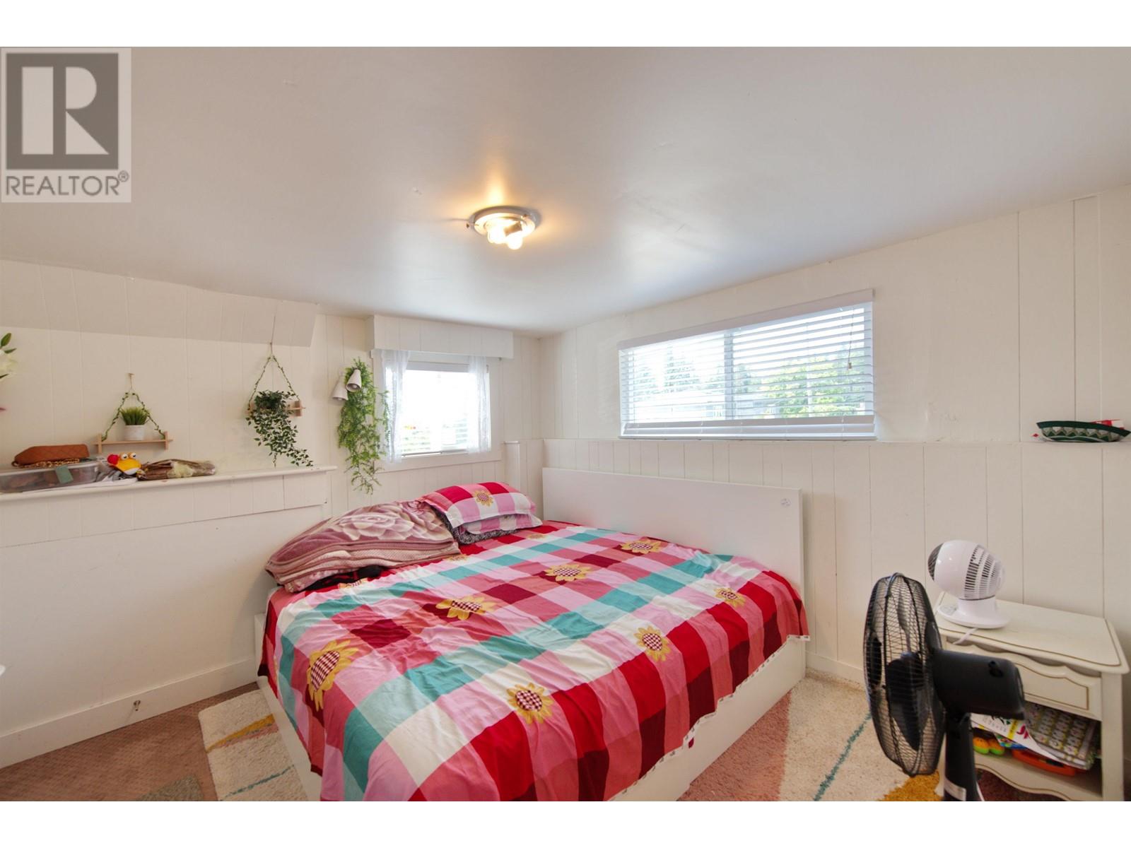 7884 Patterson Avenue, Burnaby, British Columbia  V5J 3P5 - Photo 23 - R2825986