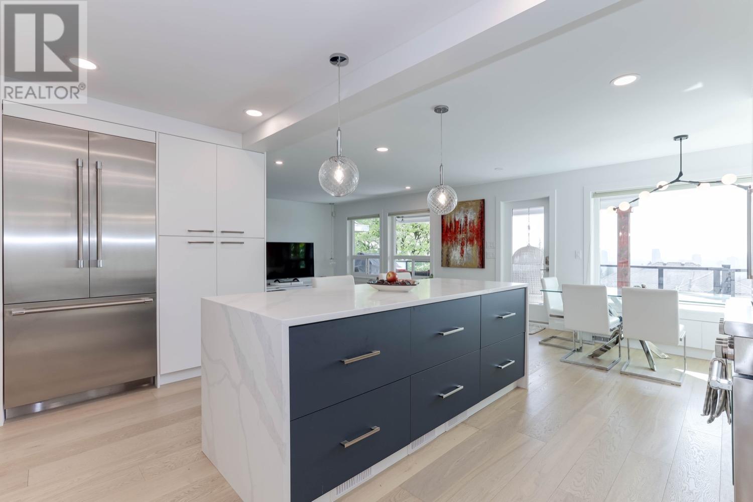 2976 Robson Drive, Coquitlam, British Columbia  V3E 2T1 - Photo 1 - R2826144