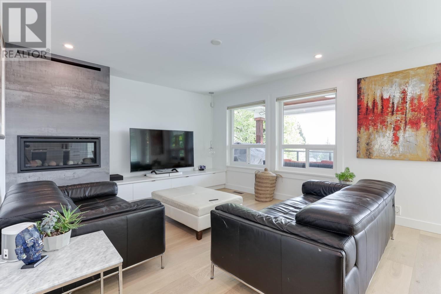 2976 Robson Drive, Coquitlam, British Columbia  V3E 2T1 - Photo 9 - R2826144