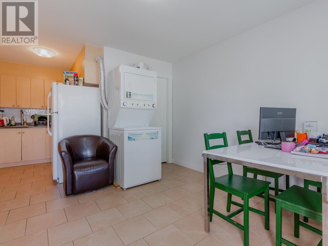 7022 Ramsay Avenue, Burnaby, British Columbia  V5E 3L2 - Photo 13 - R2826187