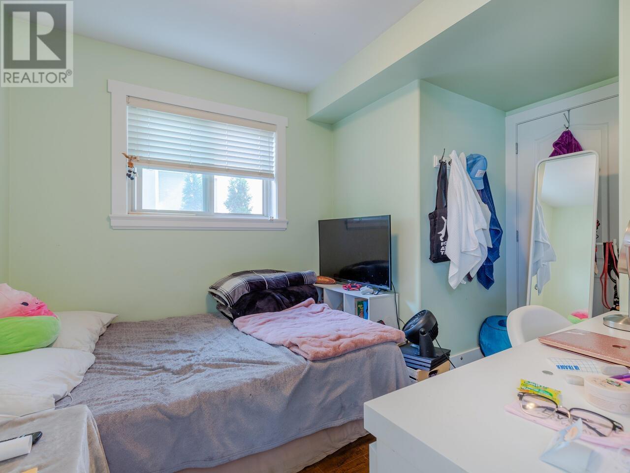 7022 Ramsay Avenue, Burnaby, British Columbia  V5E 3L2 - Photo 17 - R2826187