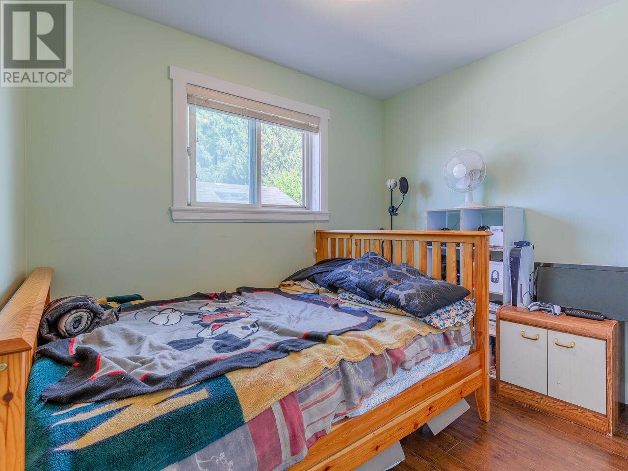 7022 Ramsay Avenue, Burnaby, British Columbia  V5E 3L2 - Photo 18 - R2826187