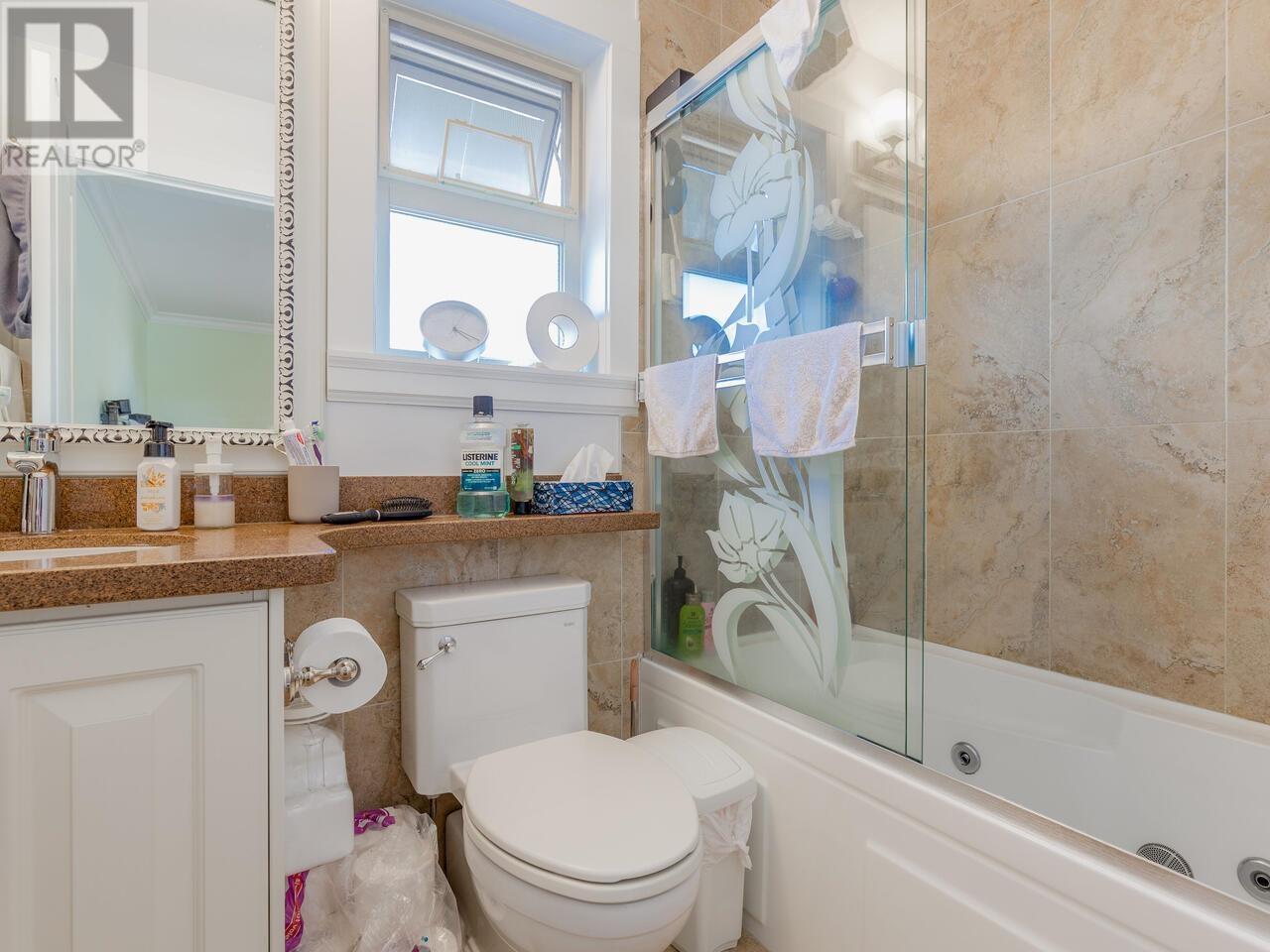 7022 Ramsay Avenue, Burnaby, British Columbia  V5E 3L2 - Photo 19 - R2826187