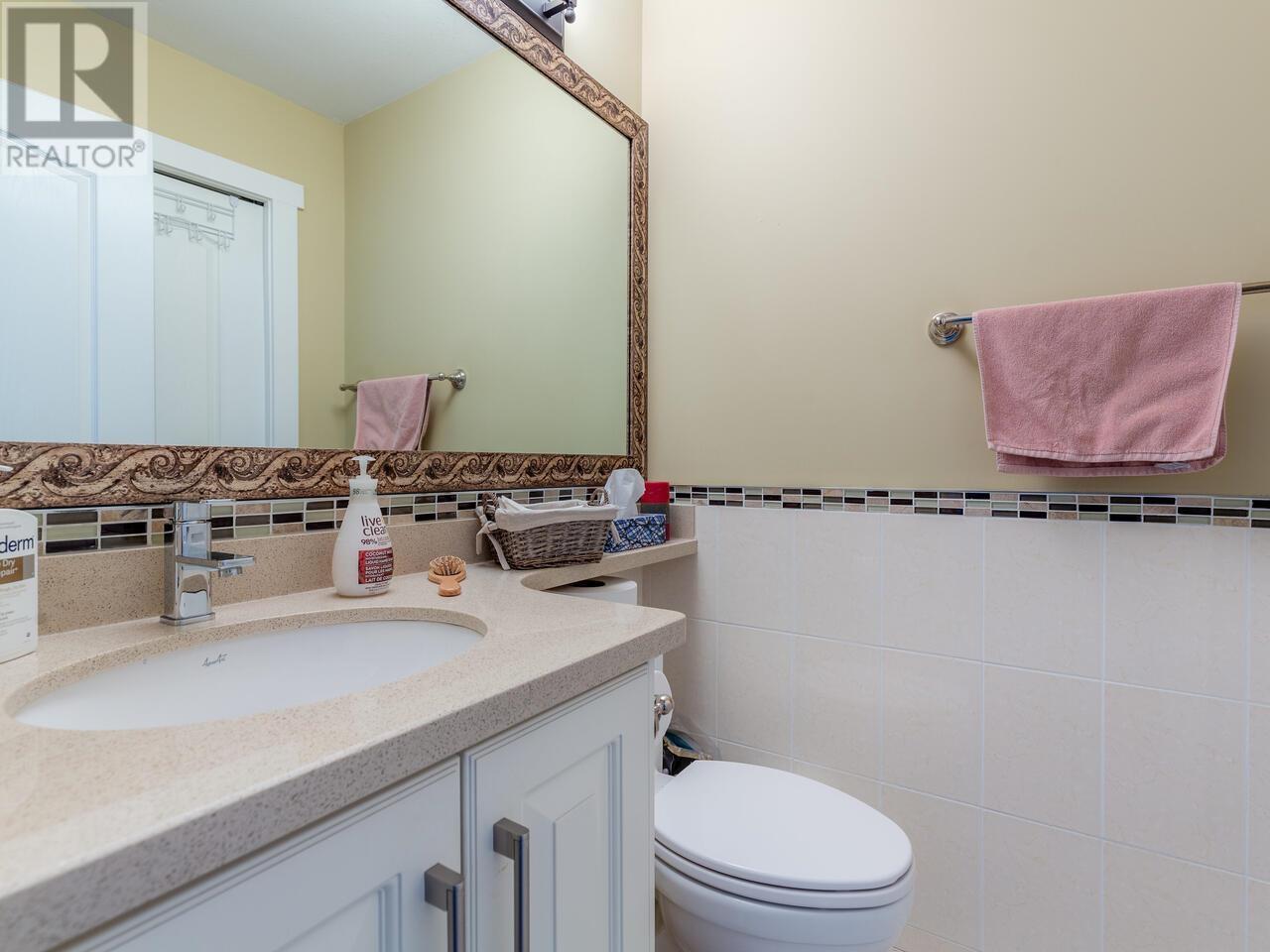 7022 Ramsay Avenue, Burnaby, British Columbia  V5E 3L2 - Photo 7 - R2826187
