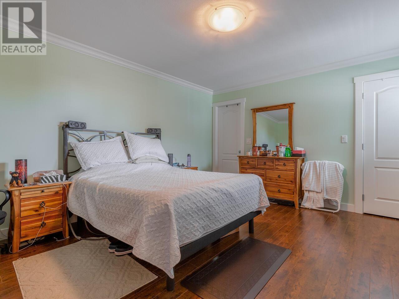 7022 Ramsay Avenue, Burnaby, British Columbia  V5E 3L2 - Photo 8 - R2826187