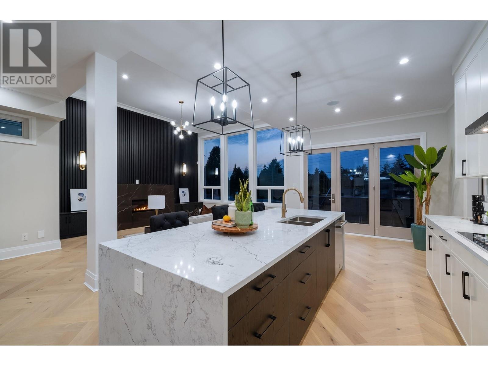 2341 Jones Avenue, North Vancouver, British Columbia  V7M 2W9 - Photo 18 - R2826206