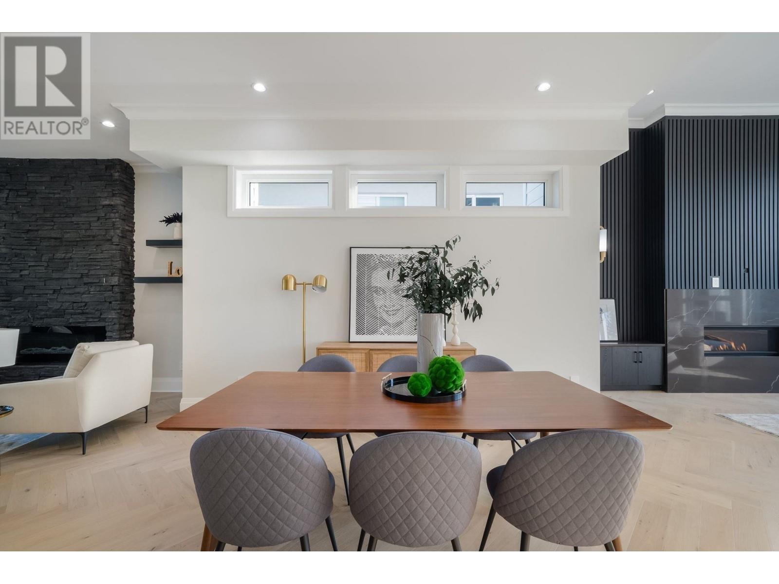 2341 Jones Avenue, North Vancouver, British Columbia  V7M 2W9 - Photo 4 - R2826206