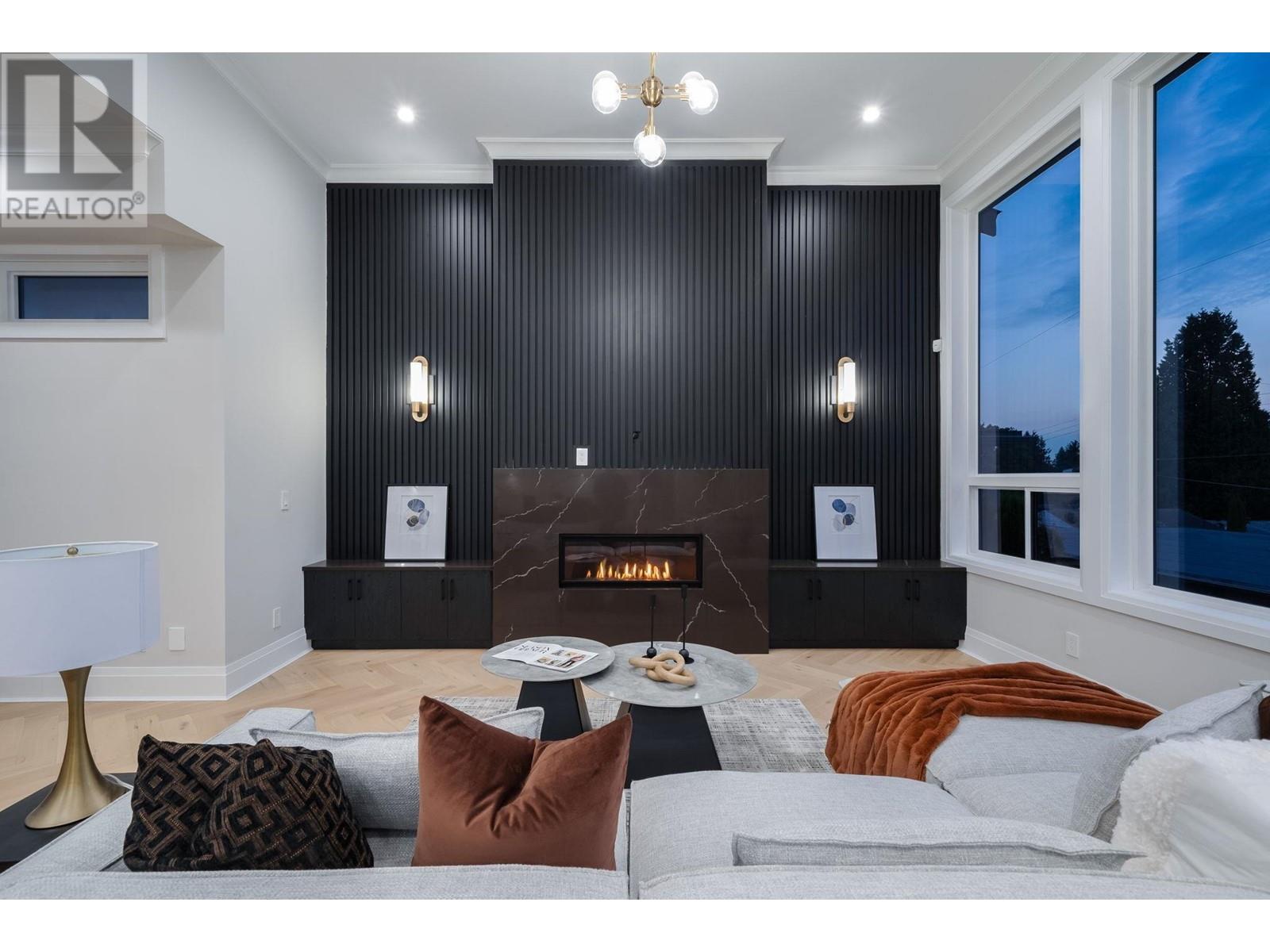 2341 Jones Avenue, North Vancouver, British Columbia  V7M 2W9 - Photo 9 - R2826206