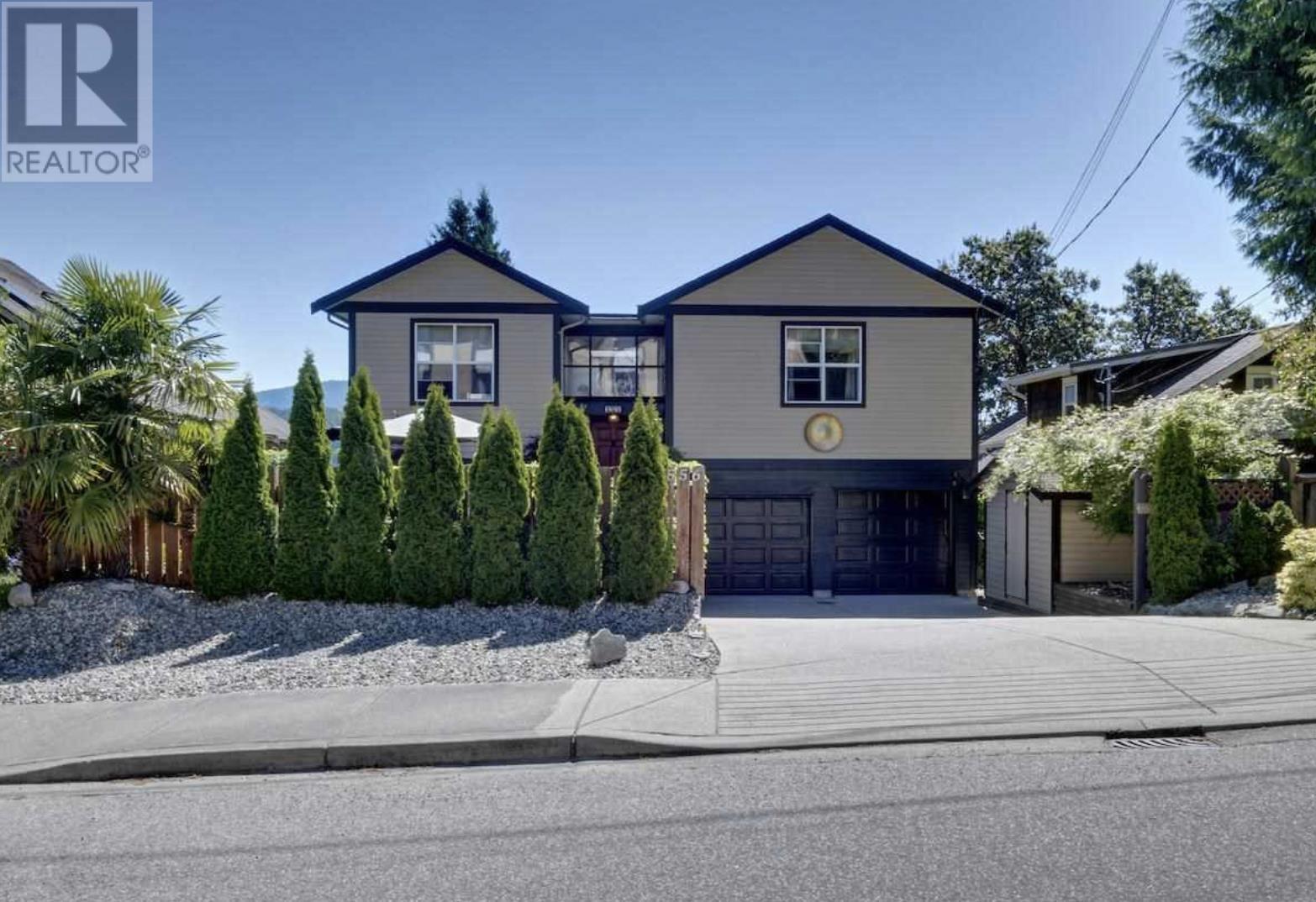 556 Seaview Road, Gibsons, British Columbia  V0N 1V9 - Photo 6 - R2826207