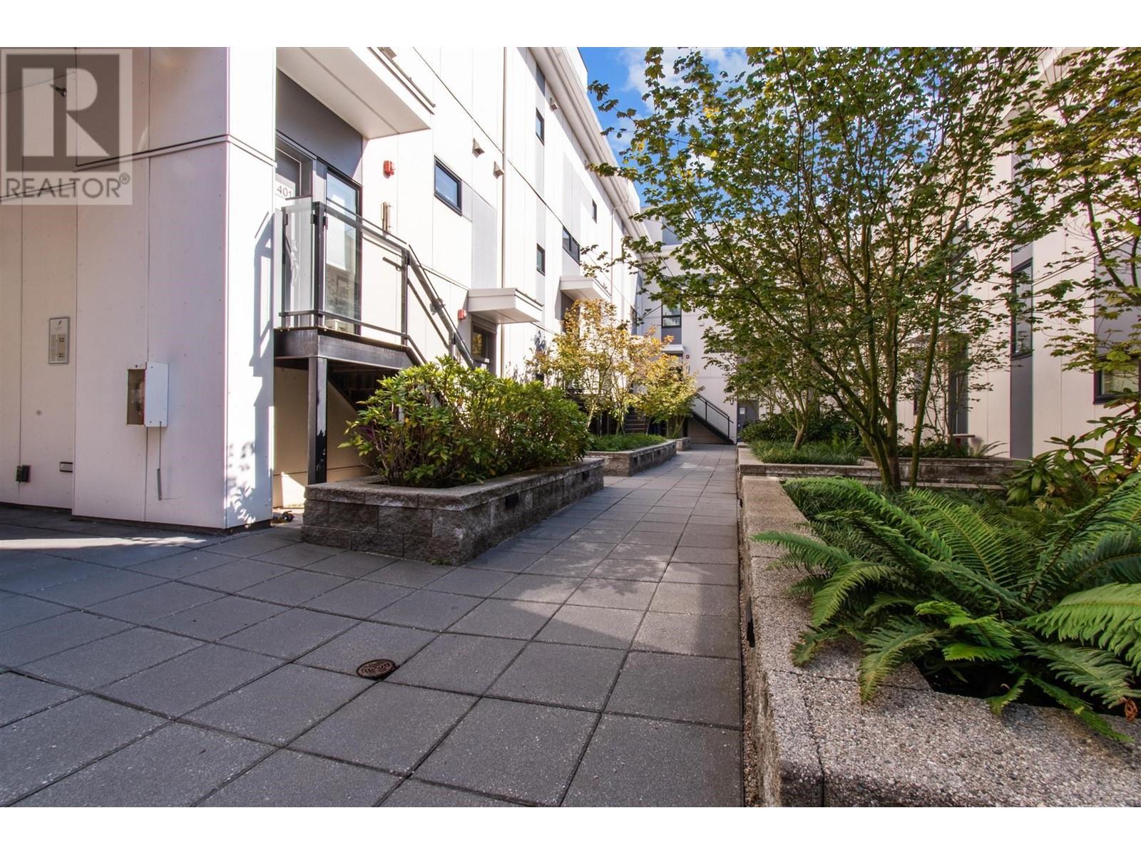 404 9350 University High Street, Burnaby, British Columbia  V5A 0B6 - Photo 3 - R2826228