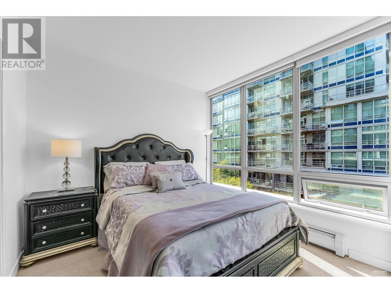 303 9080 University Crescent, Burnaby, British Columbia  V5A 0B7 - Photo 4 - R2825544