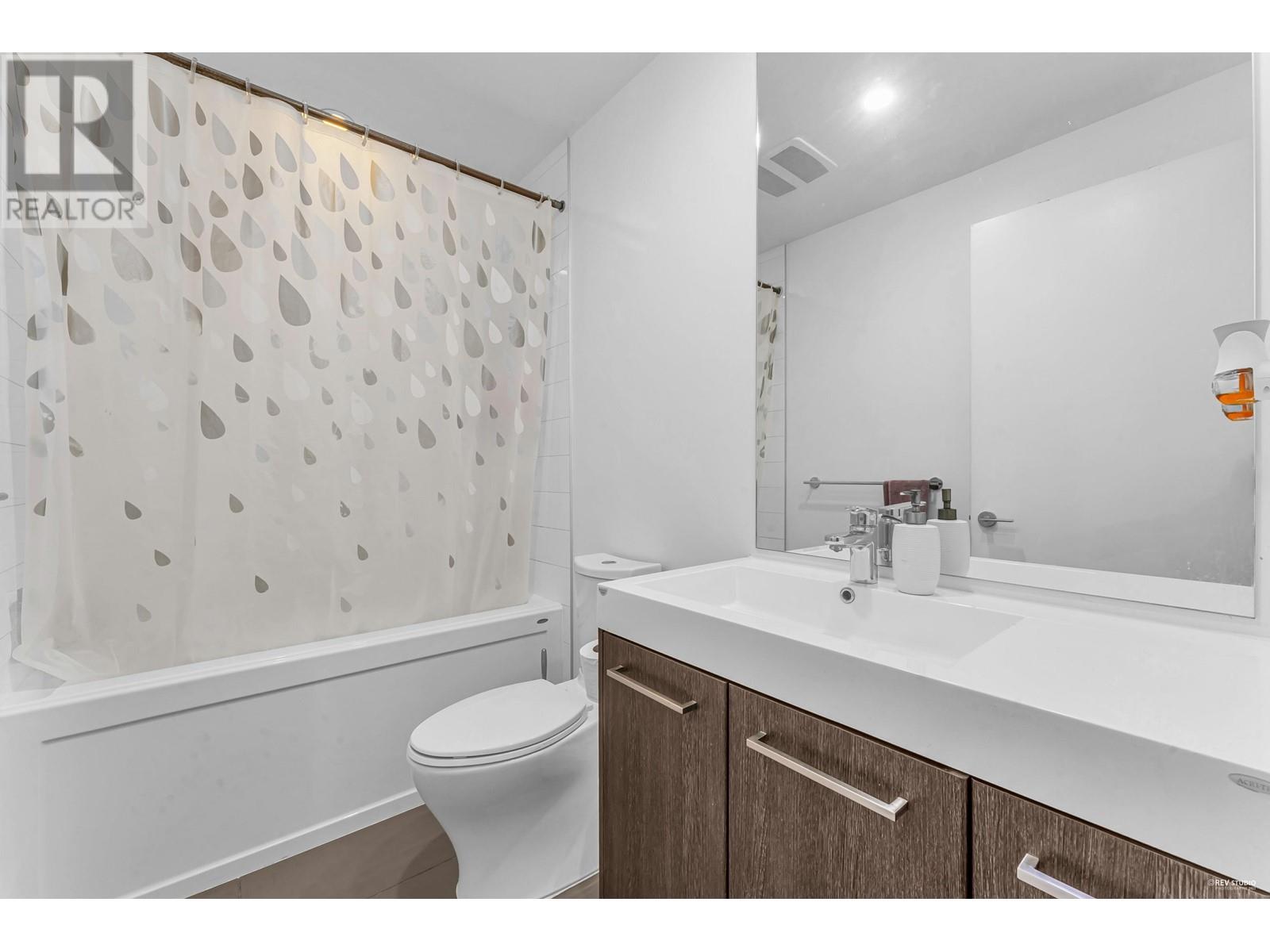 303 9080 University Crescent, Burnaby, British Columbia  V5A 0B7 - Photo 8 - R2825544