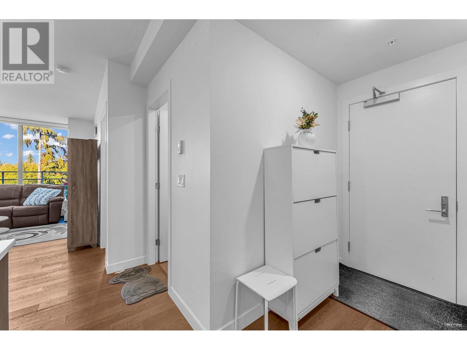 303 9080 University Crescent, Burnaby, British Columbia  V5A 0B7 - Photo 10 - R2825544