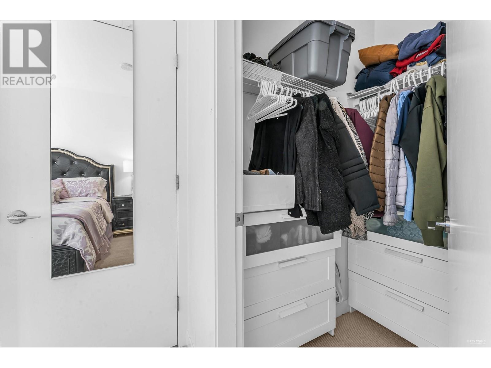 303 9080 University Crescent, Burnaby, British Columbia  V5A 0B7 - Photo 6 - R2825544