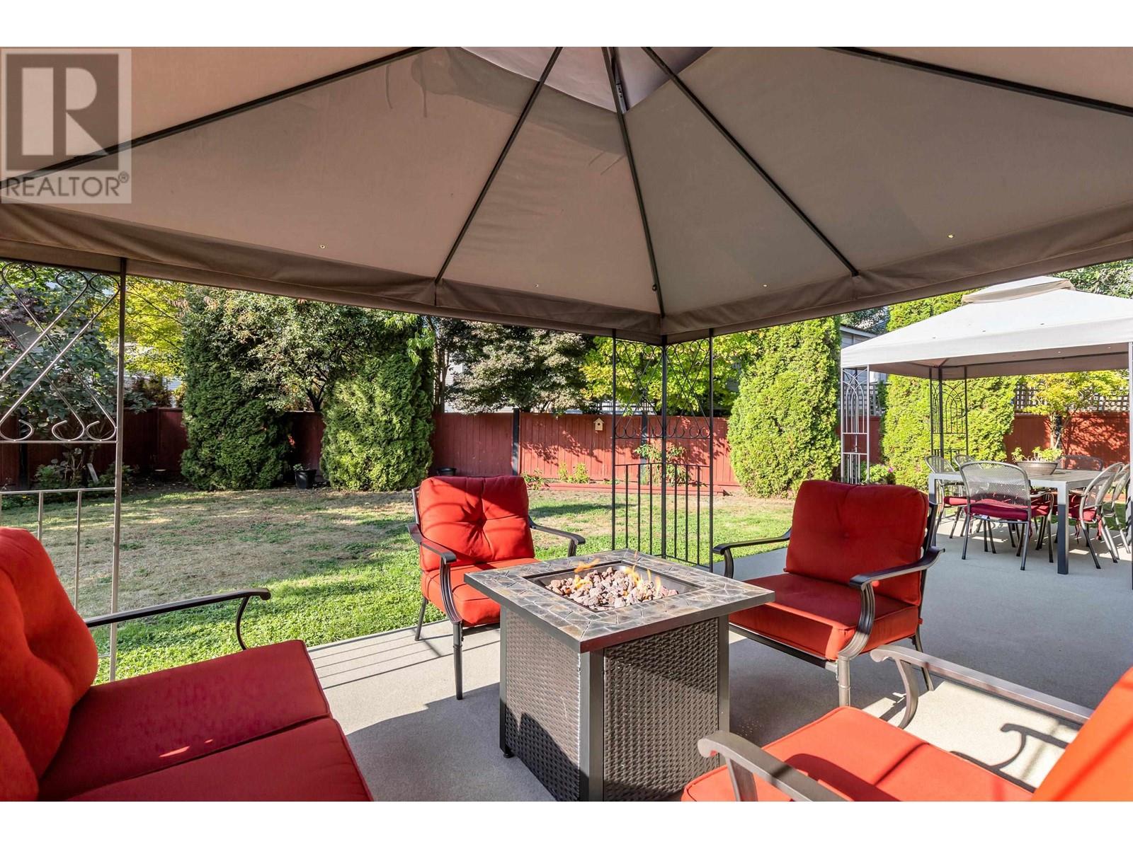 11233 Tully Crescent, Pitt Meadows, British Columbia  V3Y 2V9 - Photo 32 - R2825856