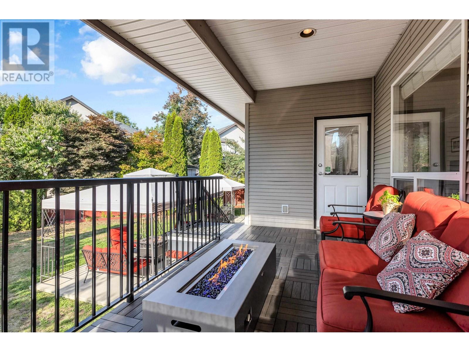 11233 Tully Crescent, Pitt Meadows, British Columbia  V3Y 2V9 - Photo 29 - R2825856