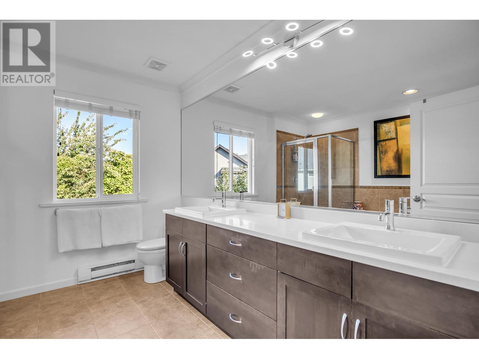 11233 Tully Crescent, Pitt Meadows, British Columbia  V3Y 2V9 - Photo 20 - R2825856