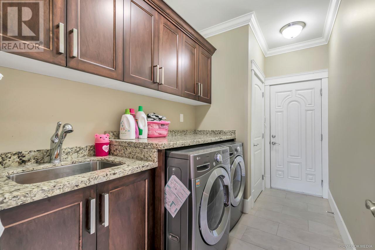 3740 Ullsmore Avenue, Richmond, British Columbia  V7C 1S2 - Photo 14 - R2826221