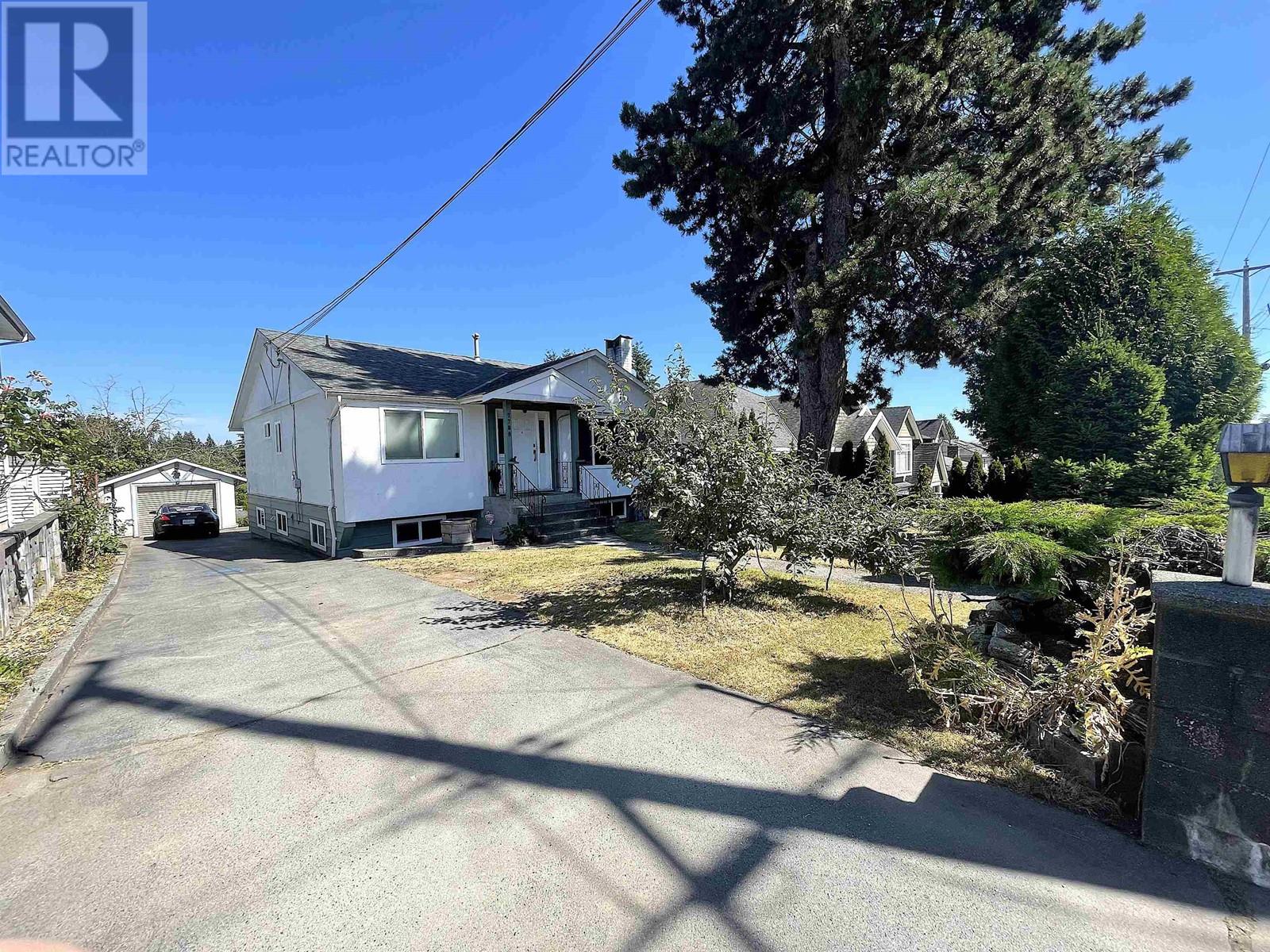 7798 Gilley Avenue, Burnaby, British Columbia  V5J 4Y2 - Photo 2 - R2826164