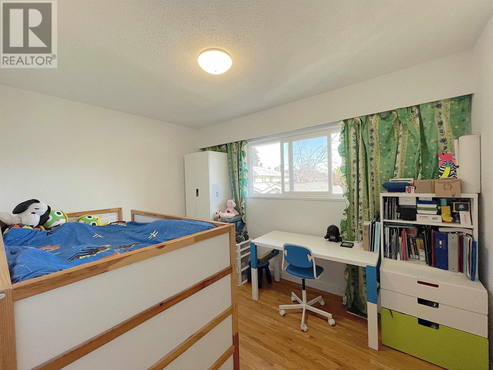 7798 Gilley Avenue, Burnaby, British Columbia  V5J 4Y2 - Photo 12 - R2826164