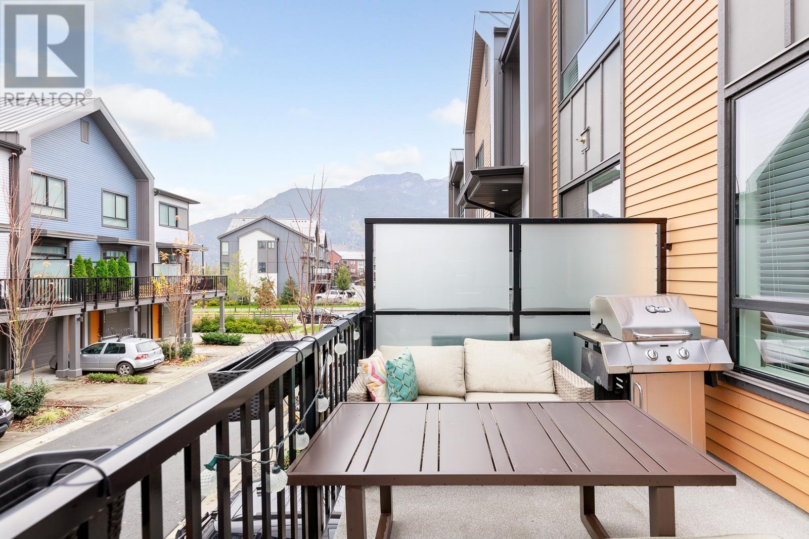 1361 Peakside Place, Squamish, British Columbia  V8B 1A8 - Photo 10 - R2824430
