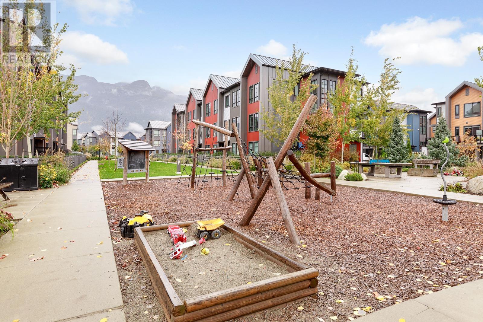 1361 Peakside Place, Squamish, British Columbia  V8B 1A8 - Photo 37 - R2824430