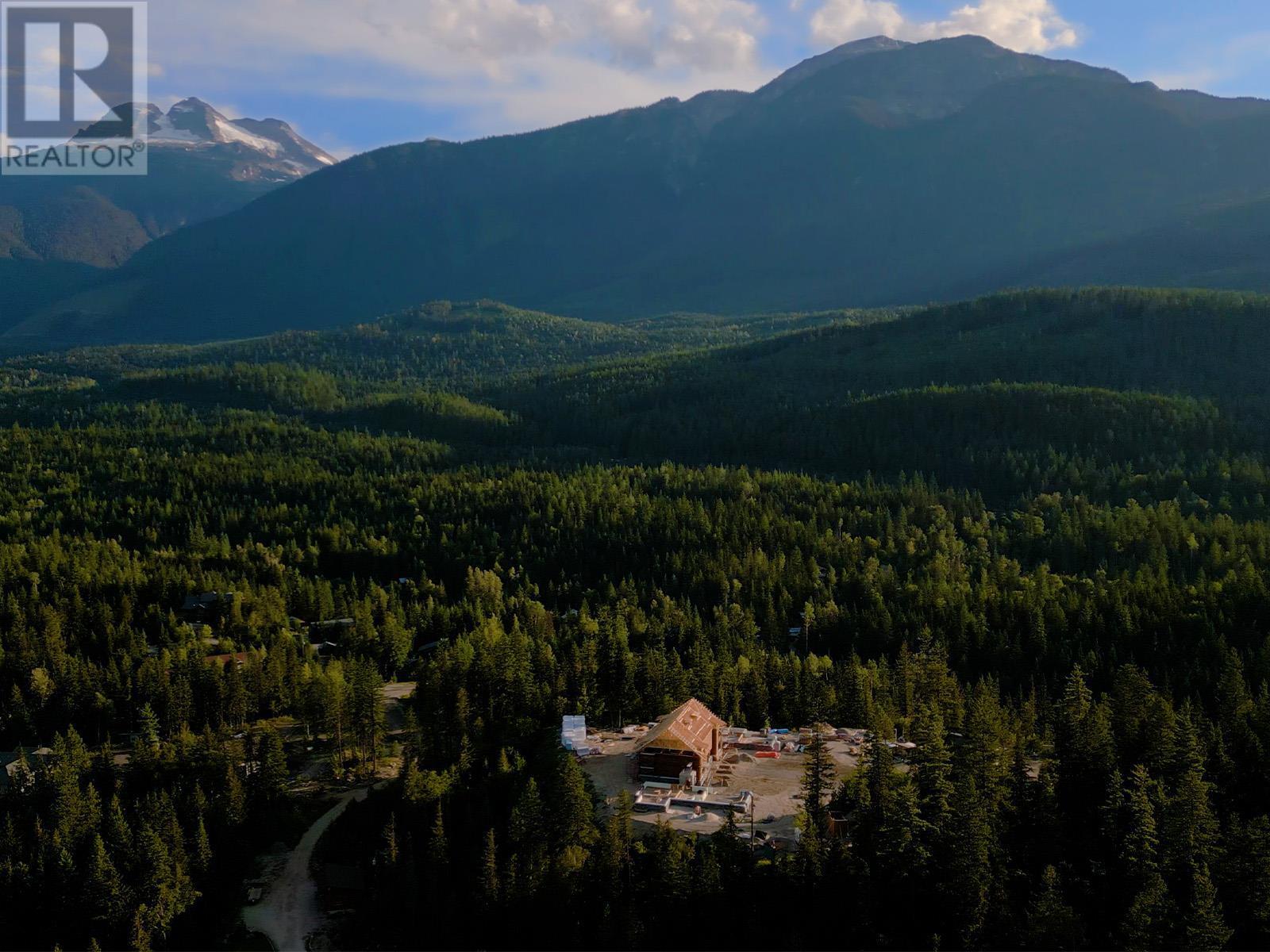 1909 Mt McPherson Drive Revelstoke