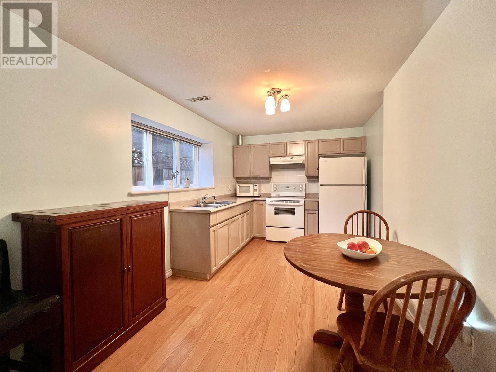 1637 Pinetree Way, Coquitlam, British Columbia  V3E 3B7 - Photo 27 - R2826131