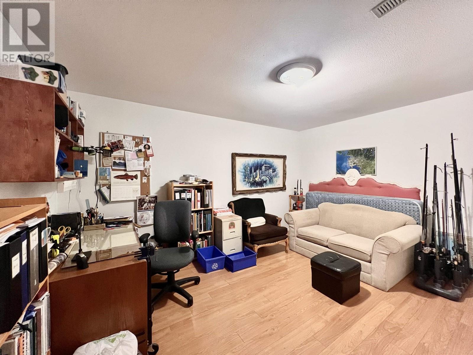 1637 Pinetree Way, Coquitlam, British Columbia  V3E 3B7 - Photo 29 - R2826131