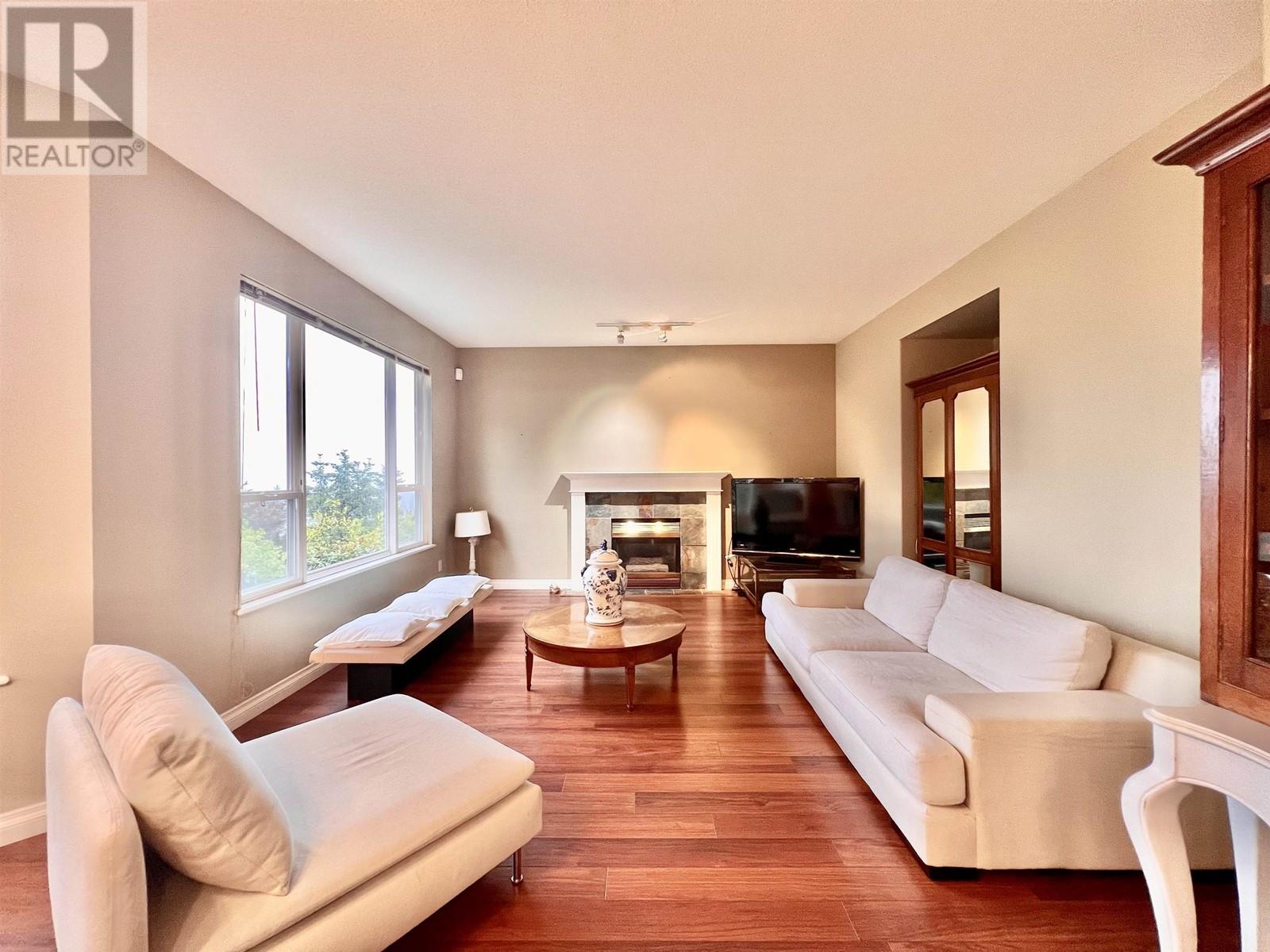 1637 Pinetree Way, Coquitlam, British Columbia  V3E 3B7 - Photo 24 - R2826131