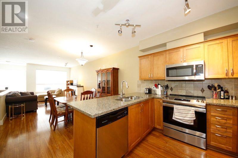 37888 Third Avenue, Squamish, British Columbia  V8B 0R2 - Photo 2 - R2826259