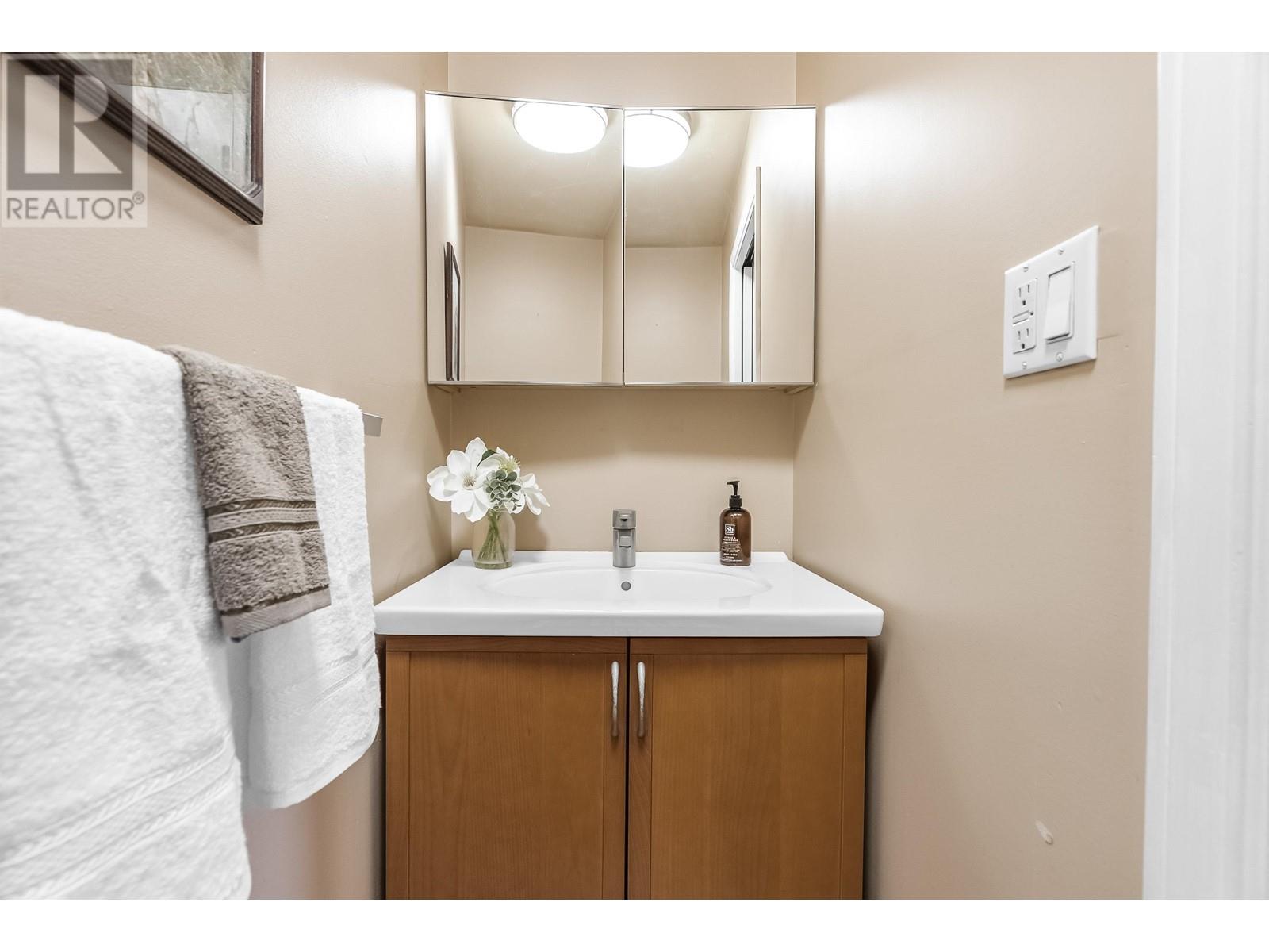 12144 Faber Crescent, Maple Ridge, British Columbia  V2X 8A1 - Photo 15 - R2826265