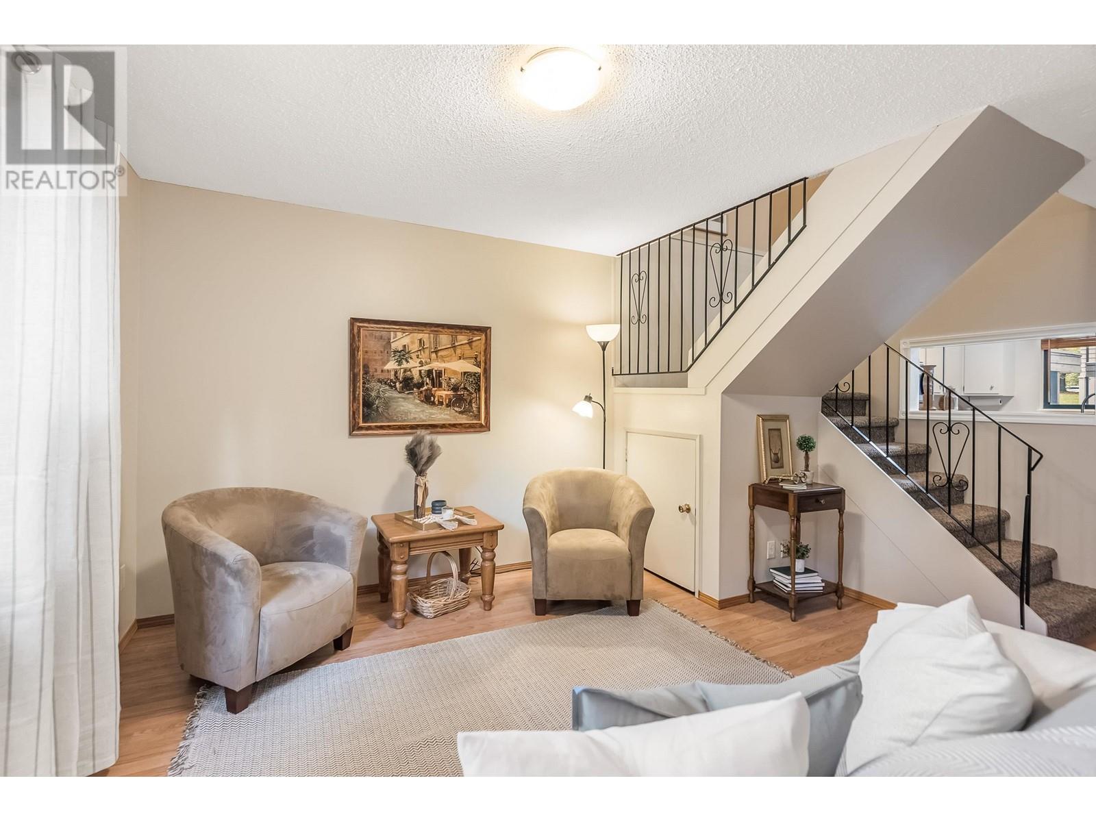 12144 Faber Crescent, Maple Ridge, British Columbia  V2X 8A1 - Photo 4 - R2826265