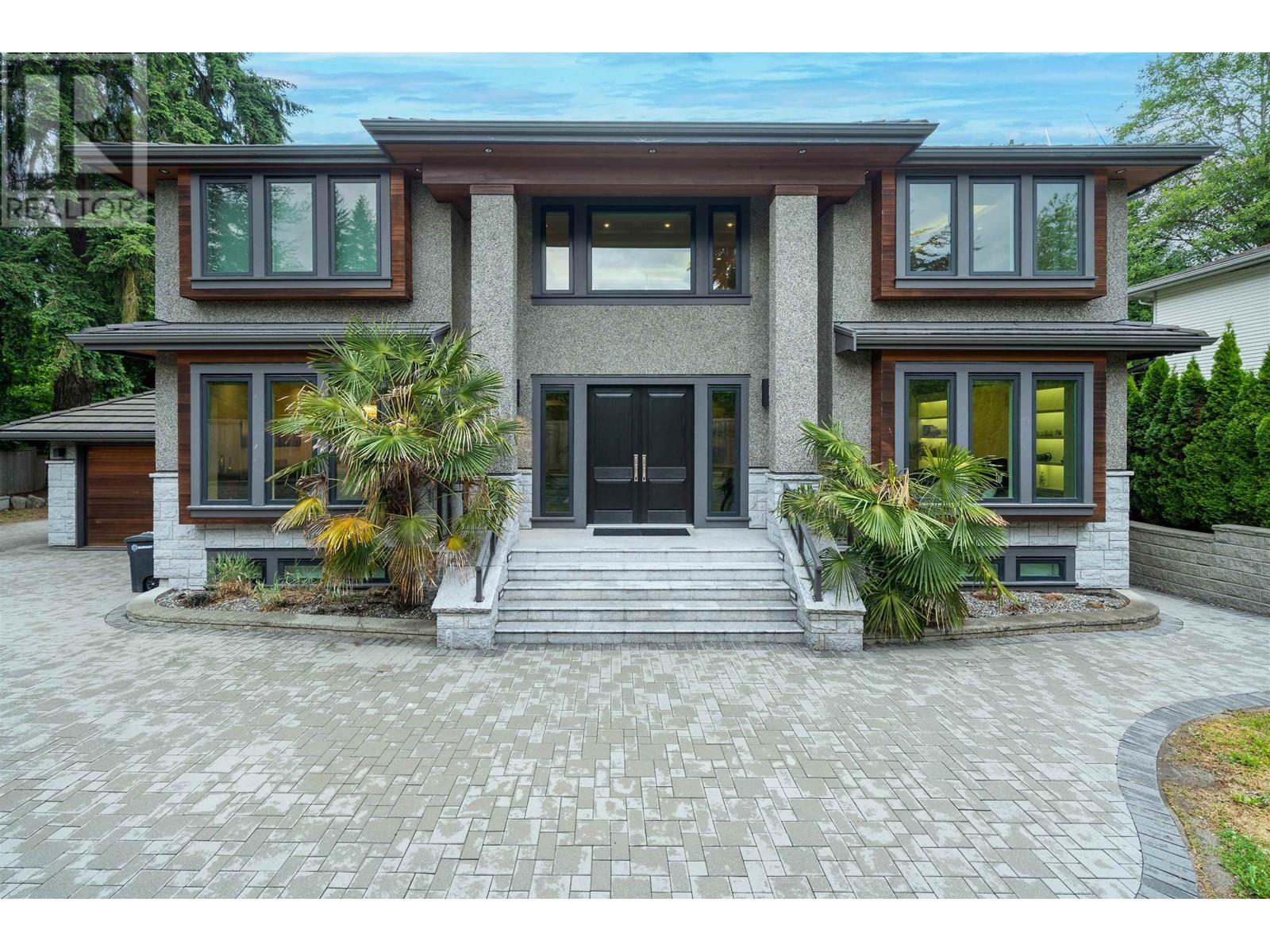 7698 Wheater Court, Burnaby, British Columbia  V5E 4P3 - Photo 2 - R2826257