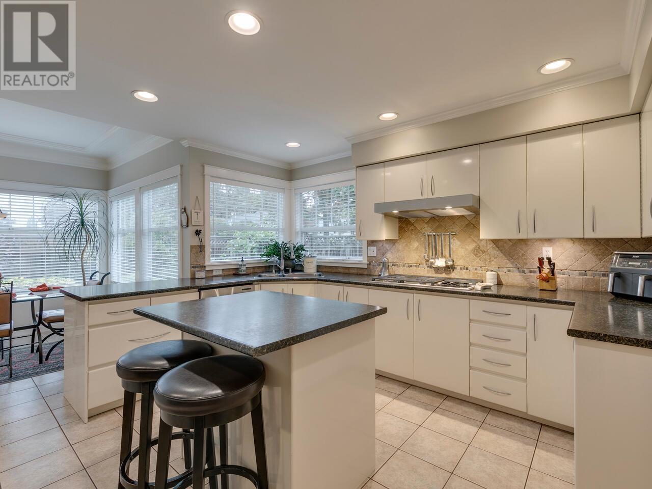 9300 Capstan Way, Richmond, British Columbia  V6X 3N6 - Photo 11 - R2825346