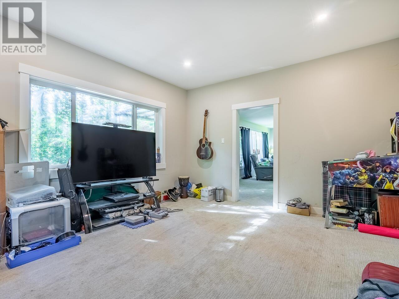 9578 Byrnes Road, Maple Ridge, British Columbia  V2W 1V9 - Photo 14 - R2817900