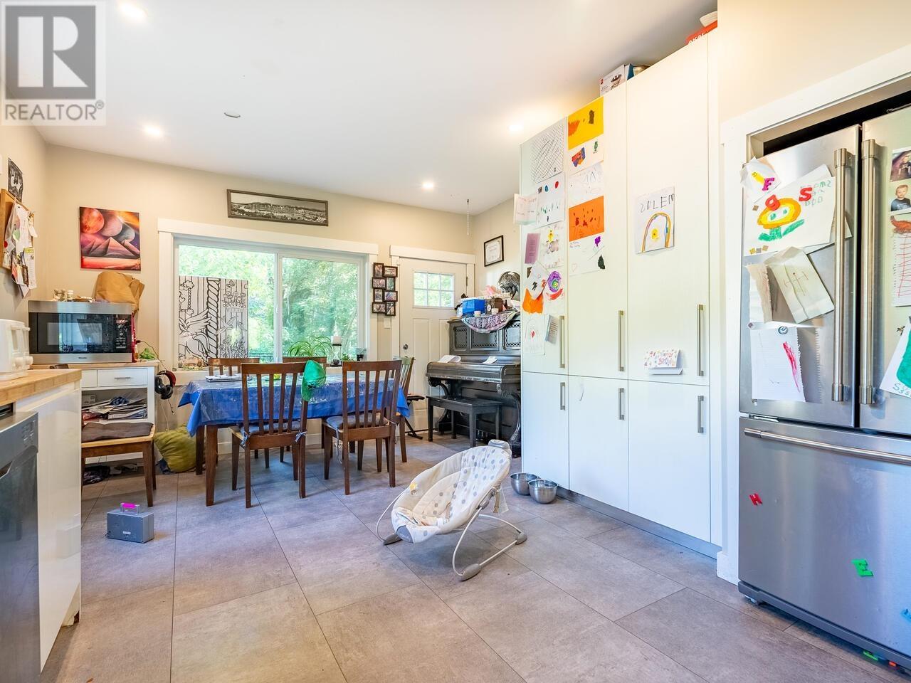 9578 Byrnes Road, Maple Ridge, British Columbia  V2W 1V9 - Photo 9 - R2817900