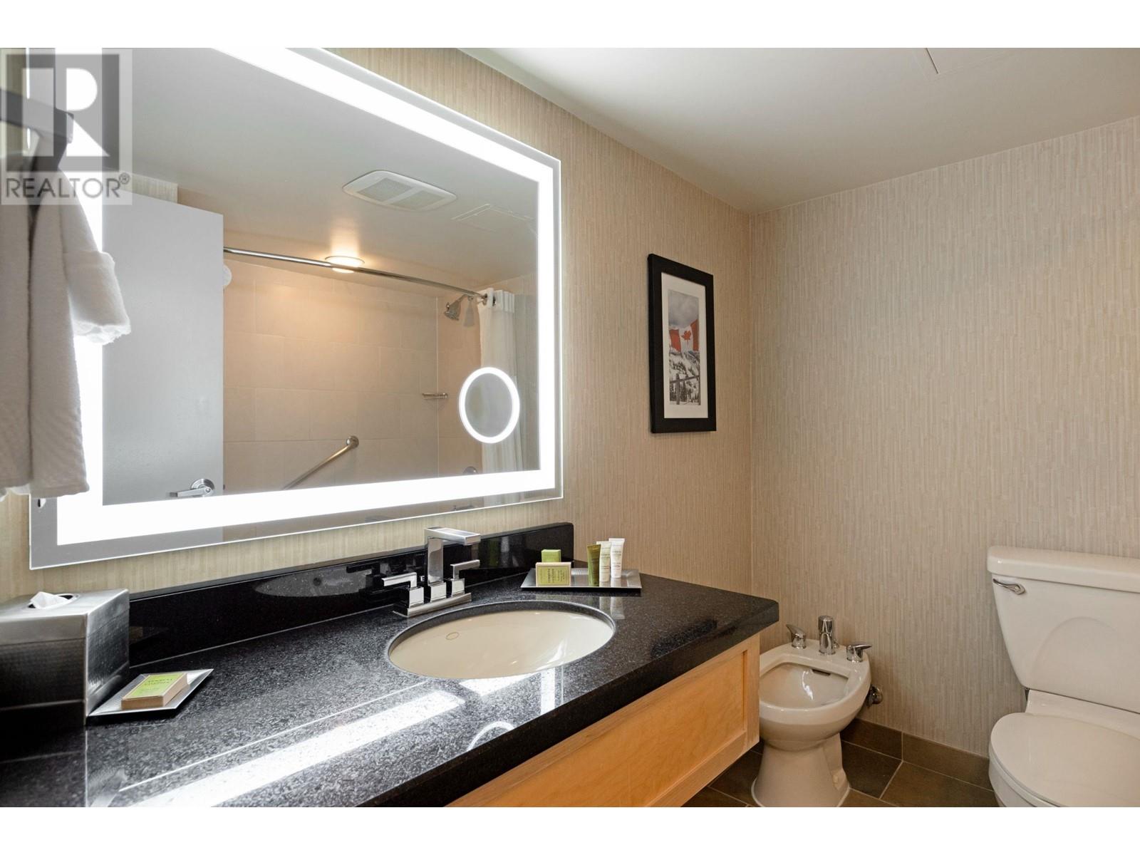 702/704 4050 Whistler Way, Whistler, British Columbia  V8E 1H9 - Photo 7 - R2824335