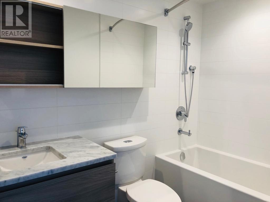 1010 657 Whiting Way, Coquitlam, British Columbia  V3J 0J6 - Photo 12 - R2825609