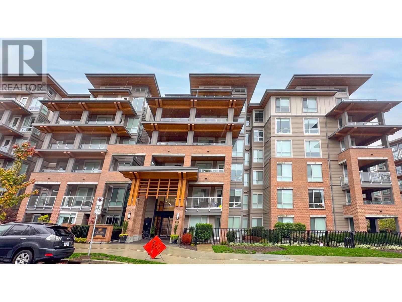 111 7133 14th Avenue, Burnaby, British Columbia  V3N 0H5 - Photo 2 - R2826216