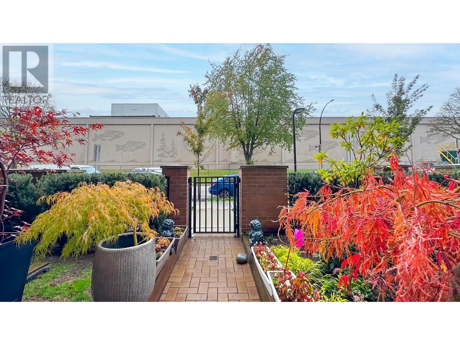 111 7133 14th Avenue, Burnaby, British Columbia  V3N 0H5 - Photo 19 - R2826216