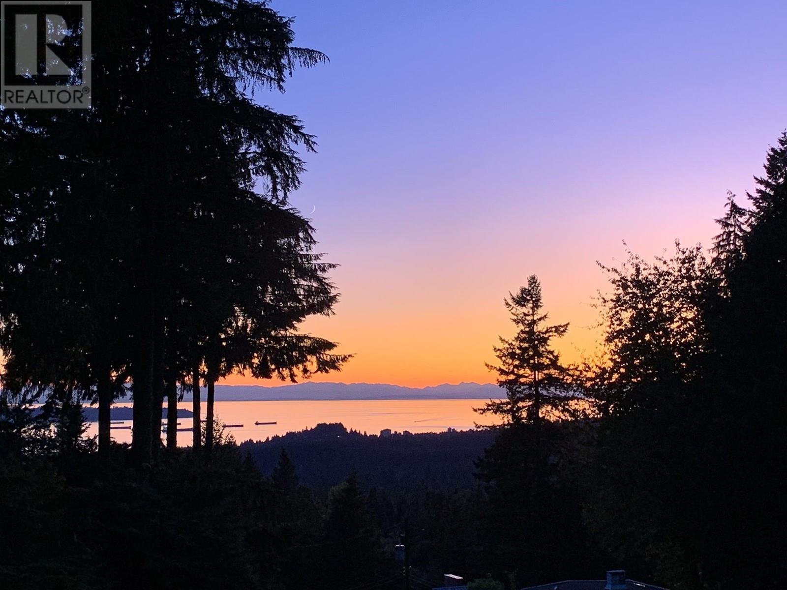 550 VENTURA CRESCENT, north vancouver, British Columbia