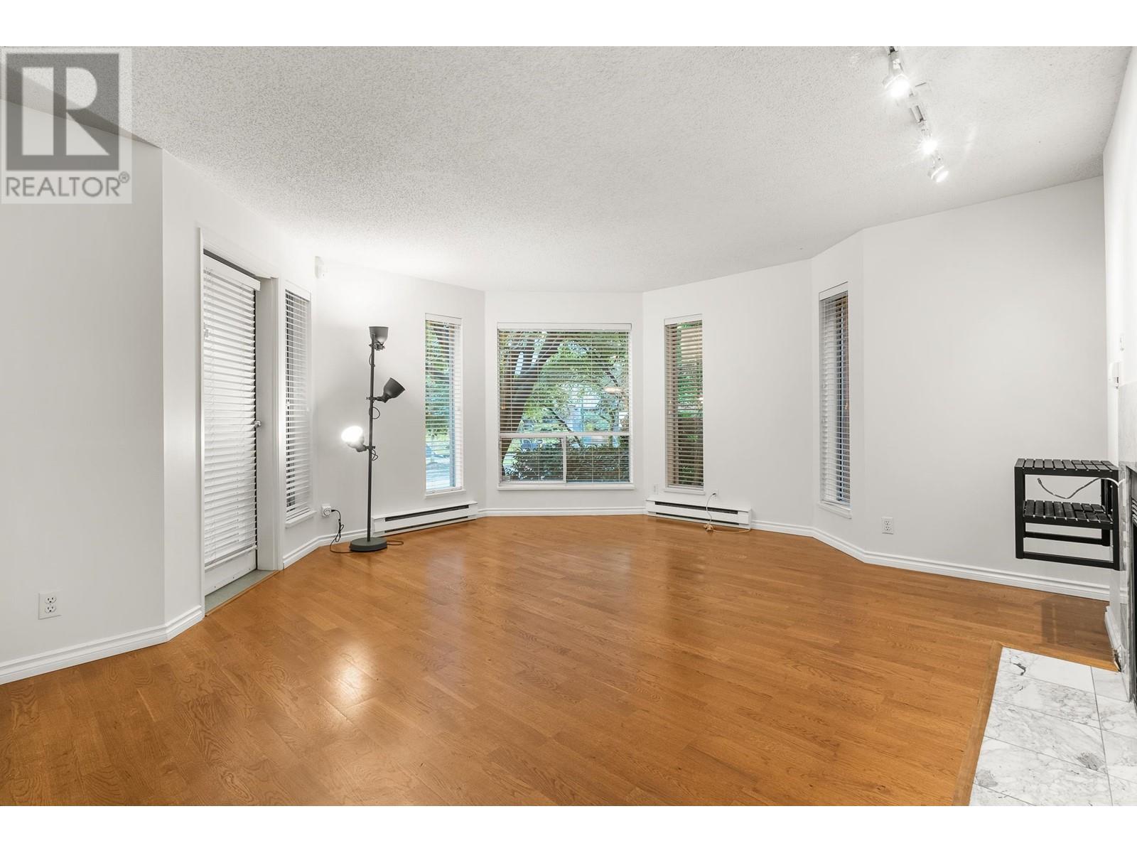 204 1010 Chilco Street, Vancouver, British Columbia  V6G 2R6 - Photo 2 - R2826162