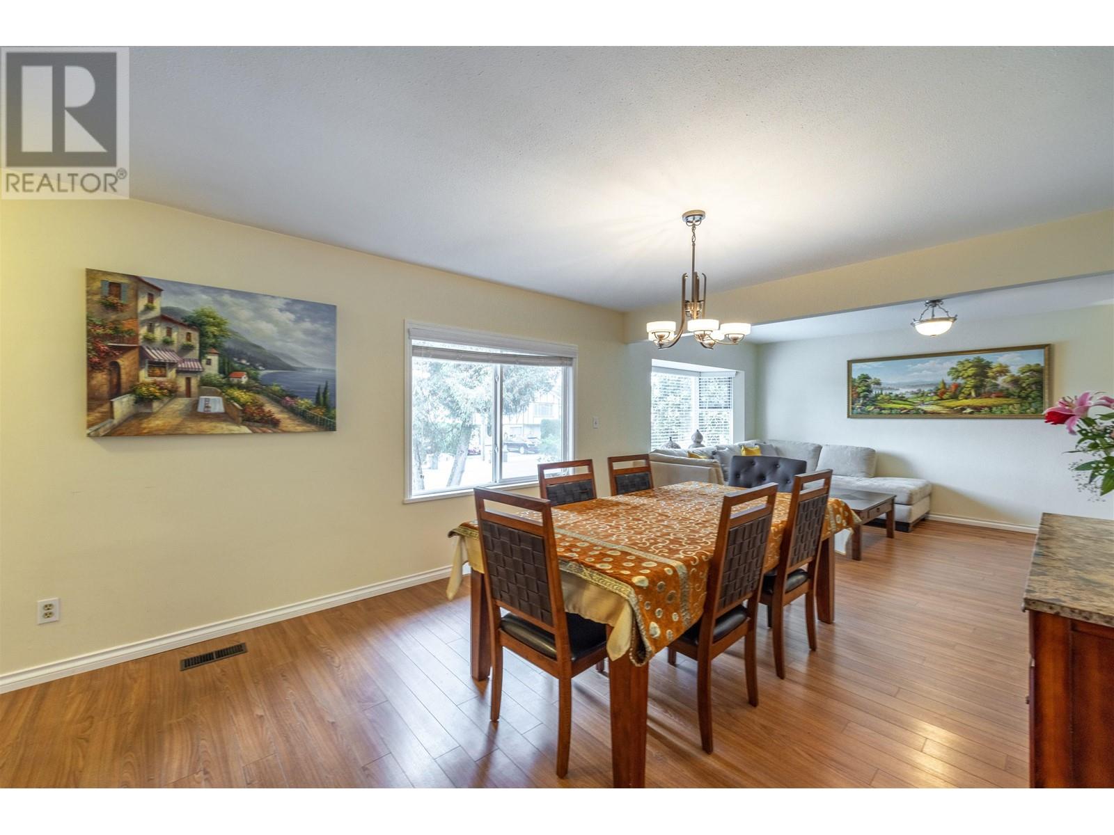 723 Wilmot Street, Coquitlam, British Columbia  V3J 6P1 - Photo 11 - R2825710