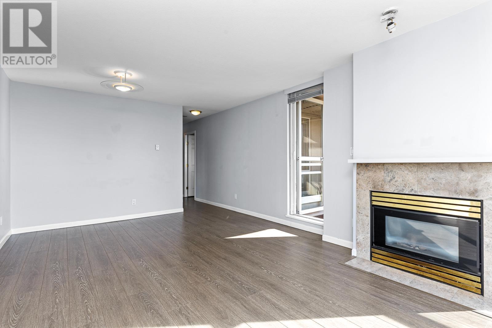 1106 9623 Manchester Drive, Burnaby, British Columbia  V3N 4Y8 - Photo 10 - R2817029