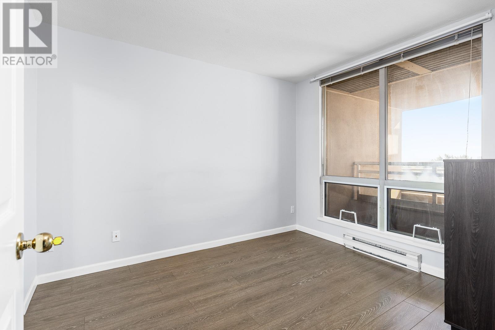 1106 9623 Manchester Drive, Burnaby, British Columbia  V3N 4Y8 - Photo 13 - R2817029